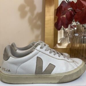 White Vieja Sneakers